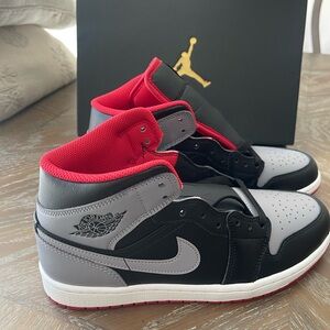 Nike size 8 men’s.